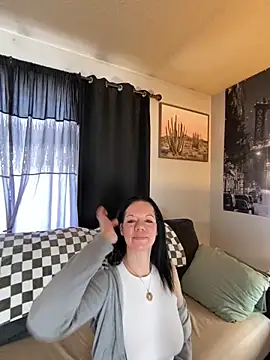 SidneyRaee online show from 12/11/24, 05:26