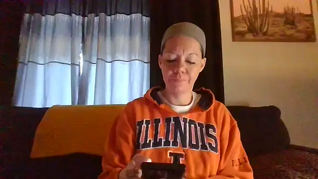 SidneyRaee online show from 12/27/24, 07:46