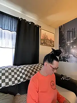 SidneyRaee online show from 01/07/25, 06:35