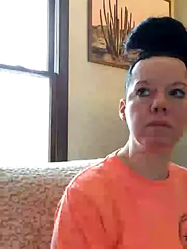 SidneyRaee online show from 01/10/25, 04:09