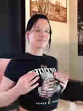 SidneyRaee online show from 02/11/25, 06:44