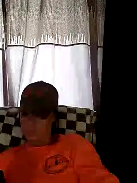 SidneyRaee online show from 03/03/25, 06:44