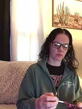 SidneyRaee online show from 09/08/25, 03:44