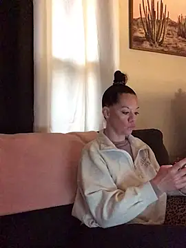 SidneyRaee online show from 02/20/26, 05:24