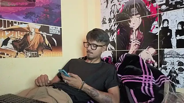 just fucks online show from 04/13/26, 05:18