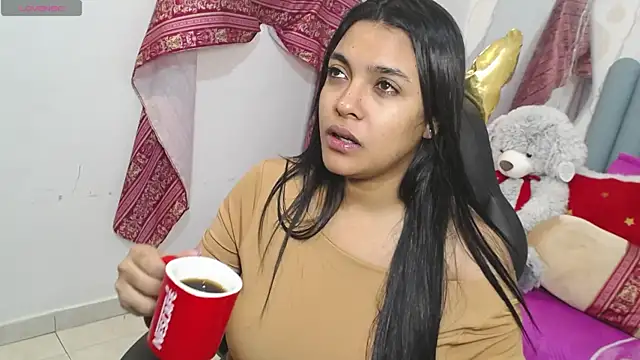 lakshmiraniii online show from 12/18/25, 11:38