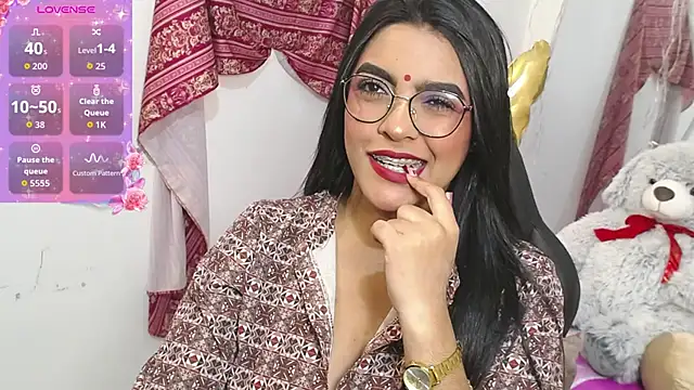 lakshmiraniii online show from 12/19/25, 01:51