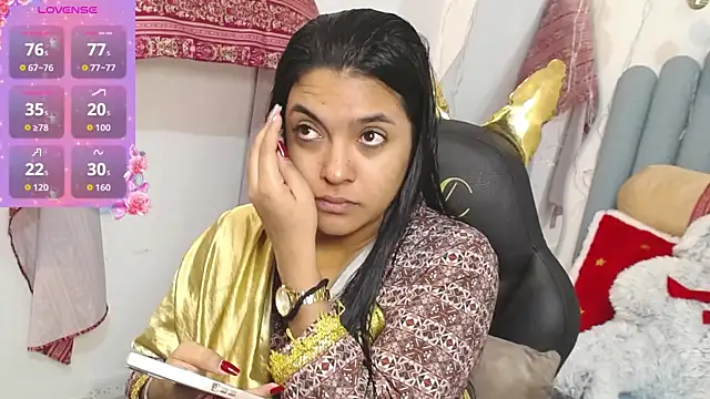 lakshmiraniii online show from 12/20/25, 09:27