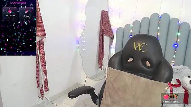 lakshmiraniii online show from 03/30/26, 12:06