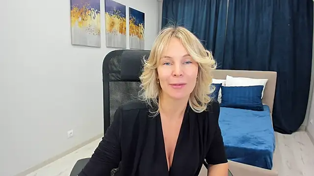 Sinty Devis online show from 01/18/25, 11:43