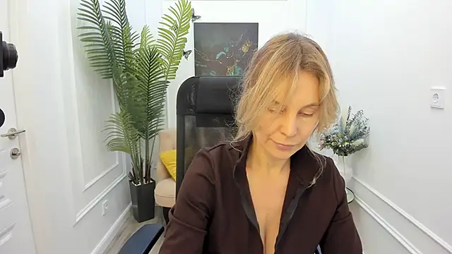 Sinty Devis online show from 12/03/25, 04:31