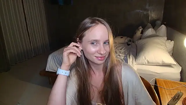 Snapshot of Mad1en chatting on 07/04/26, 03:40 Mad1en online show from 07/04/26, 03:40