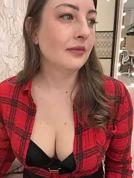 Snapshot of AnnaBri chatting on 04/06/26, 01:47 AnnaBri online show from 04/06/26, 01:47