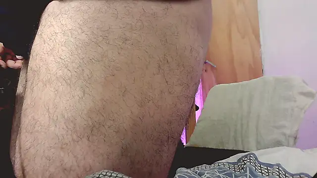 Snapshot of rodrix54 chatting on 03/13/26, 09:43 rodrix54 online show from 03/13/26, 09:43