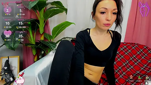 Snapshot of jessica_tiny chatting on 12/09/24, 12:45 jessica tiny online show from 12/09/24, 12:45