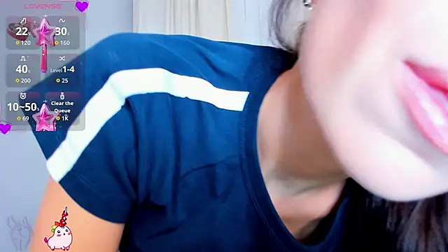 Snapshot of jessica_tiny chatting on 09/16/25, 01:06 jessica tiny online show from 09/16/25, 01:06