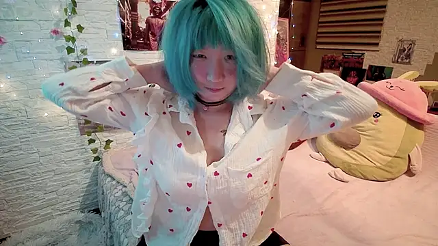 Akemilun online show from 09/13/25, 03:12