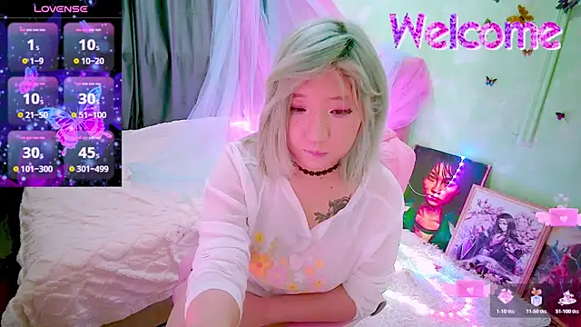 Snapshot of Akemilun chatting on 03/04/26, 12:44 Akemilun online show from 03/04/26, 12:44