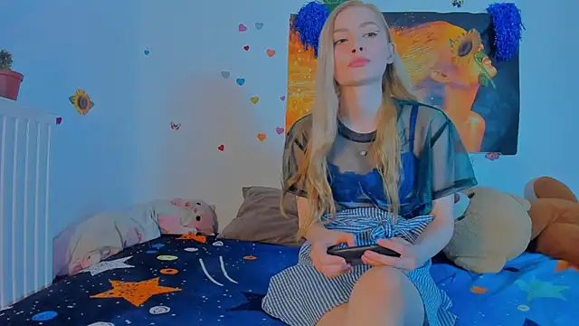 Snapshot of Lizzyjordanxo chatting on 06/23/26, 03:32 Lizzyjordanxo online show from 06/23/26, 03:32