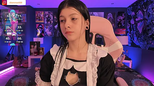 LanaKyutt online show from 10/12/25, 01:43