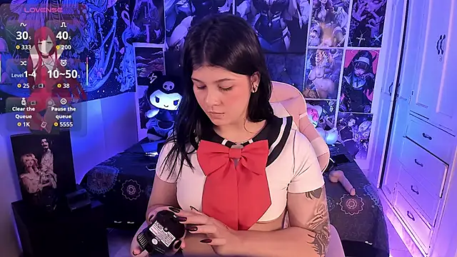 Snapshot of LanaKyutt chatting on 04/24/26, 01:19 LanaKyutt online show from 04/24/26, 01:19