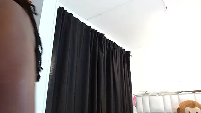 Snapshot of Sara_Marks chatting on 07/18/26, 11:03 Sara Marks online show from 07/18/26, 11:03