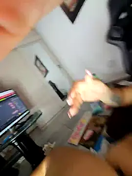 big pusyy online show from 12/25/24, 06:19