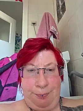 Snapshot of dieGeile0411 chatting on 04/09/26, 11:15 dieGeile0411 online show from 04/09/26, 11:15