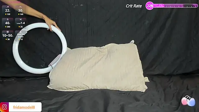 Snapshot of _frida1 chatting on 02/01/25, 01:09 frida1 online show from 02/01/25, 01:09