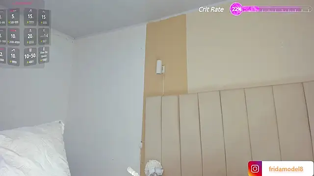 Snapshot of _frida1 chatting on 02/06/25, 03:06 frida1 online show from 02/06/25, 03:06