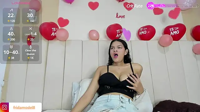 Snapshot of _frida1 chatting on 02/17/25, 12:48 frida1 online show from 02/17/25, 12:48