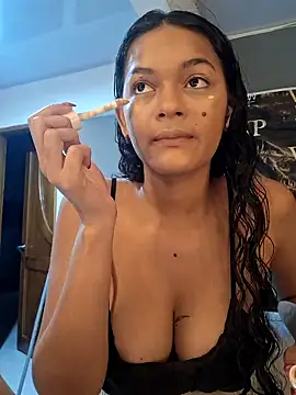 Snapshot of _frida1 chatting on 02/27/25, 12:34 frida1 online show from 02/27/25, 12:34