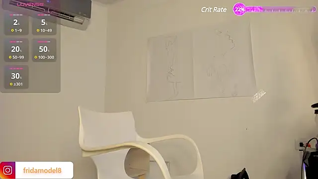 Snapshot of _frida1 chatting on 03/13/25, 01:07 frida1 online show from 03/13/25, 01:07