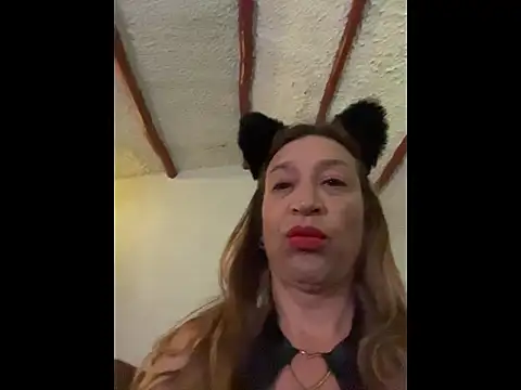 Snapshot of Gikitrans76 chatting on 03/08/26, 03:43 Gikitrans76 online show from 03/08/26, 03:43