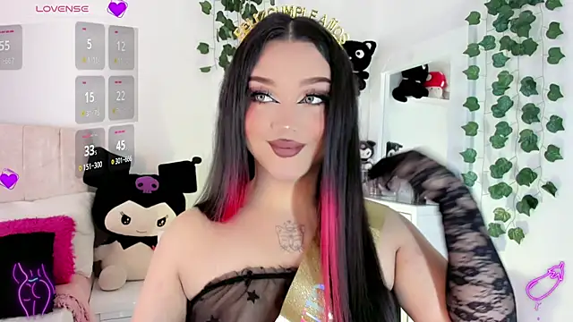 Snapshot of cattriona_muller chatting on 11/23/25, 07:08 cattriona muller online show from 11/23/25, 07:08