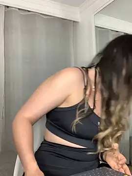 Snapshot of ImAlicee chatting on 01/29/25, 01:05 ImAlicee online show from 01/29/25, 01:05