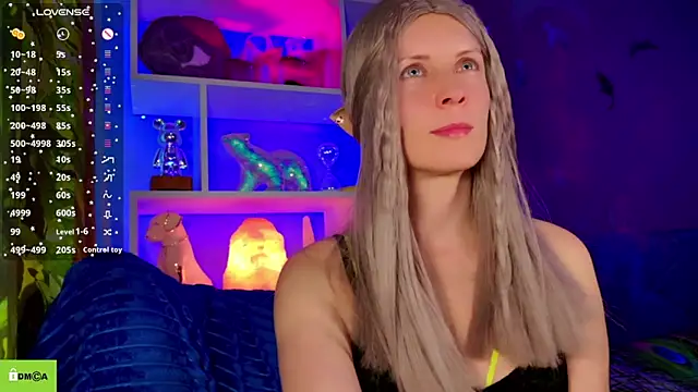 Snapshot of Flash_Summer chatting on 04/19/26, 11:53 Flash Summer online show from 04/19/26, 11:53