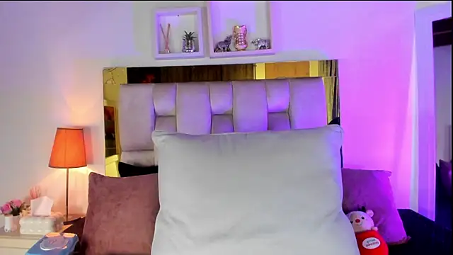 emmy r online show from 12/17/25, 12:11