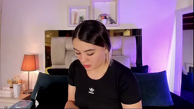 emmy r online show from 04/11/26, 12:09