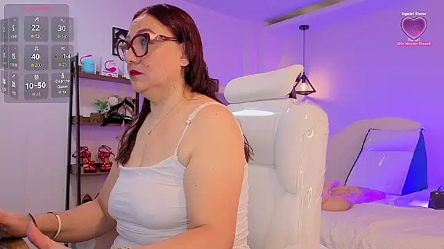 Snapshot of lady_nylon_ chatting on 03/17/26, 11:35 lady nylon online show from 03/17/26, 11:35