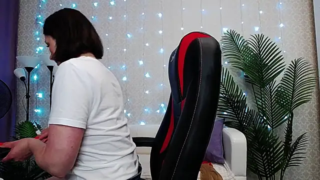 Snapshot of Camelia_Lillie chatting on 06/11/26, 12:54 Camelia Lillie online show from 06/11/26, 12:54