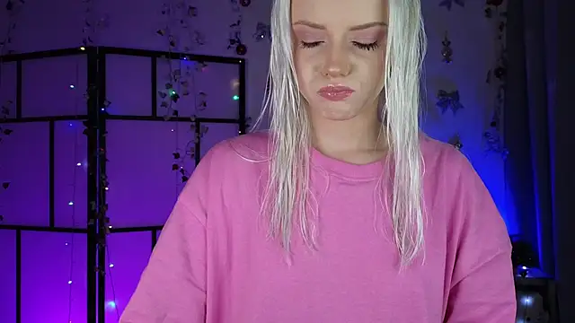 ImBonBon online show from 02/06/25, 04:21