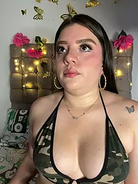 Jullieetta online show from 06/10/26, 11:31