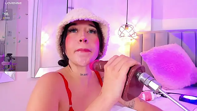 Snapshot of EriKlein chatting on 01/30/25, 11:02 EriKlein online show from 01/30/25, 11:02