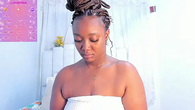 RoxannaBlanche online show from 09/29/25, 12:54