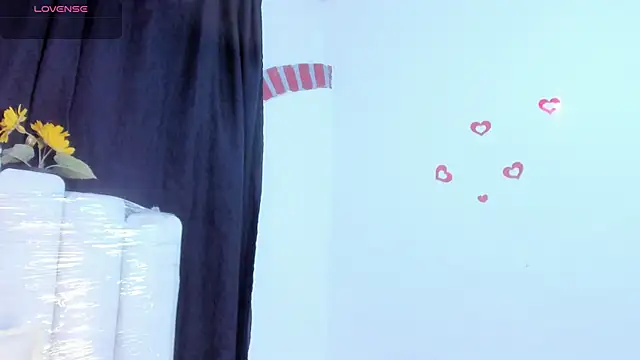 Snapshot of RoxannaBlanche chatting on 03/29/26, 08:31 RoxannaBlanche online show from 03/29/26, 08:31