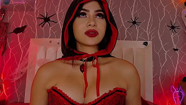 madison fox1 online show from 10/31/25, 03:02