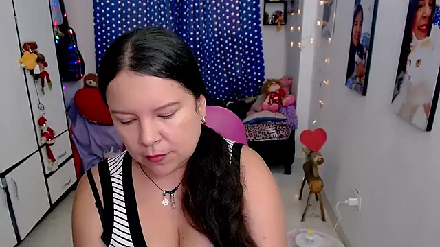 claryssa  online show from 02/13/26, 09:33