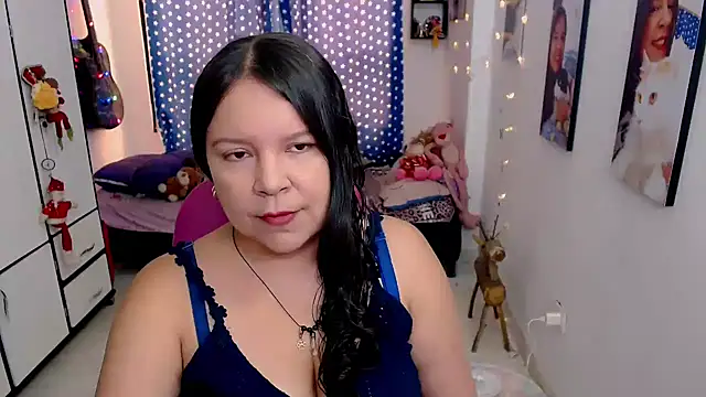 claryssa  online show from 02/21/26, 05:36