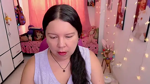 Snapshot of claryssa_ chatting on 05/01/26, 06:34 claryssa online show from 05/01/26, 06:34